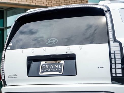 New 2026 Hyundai Ioniq 9 SEL AWD/4WD image 14