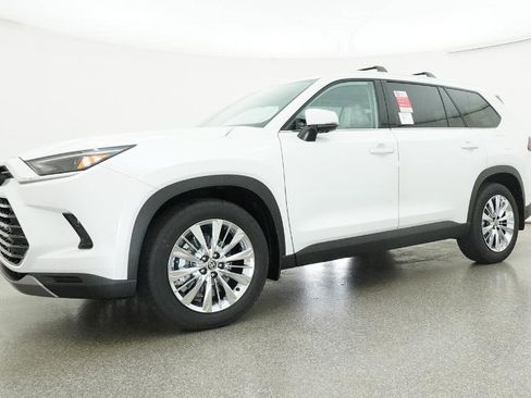 New 2026 Toyota Grand Highlander Platinum AWD/4WD image 20