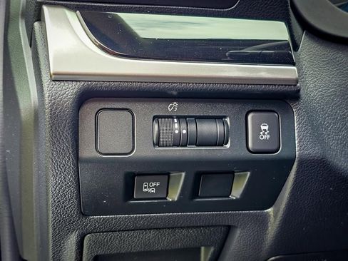 Used 2017 Subaru Crosstrek 2.0i Limited w/ Popular Package #2 image 14