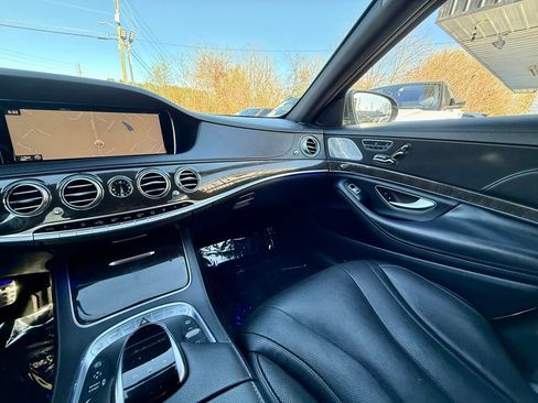 Used 2015 Mercedes-Benz S 550 Sedan image 20