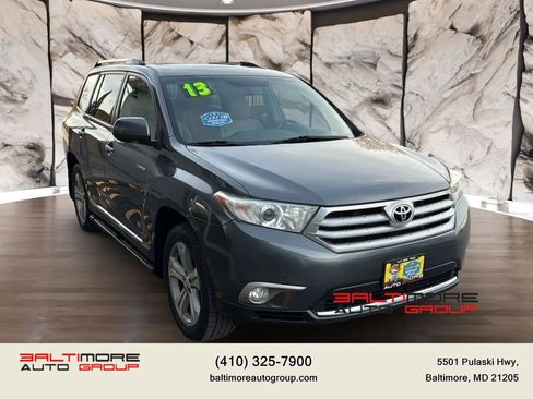 Used 2013 Toyota Highlander Limited AWD/4WD image 3