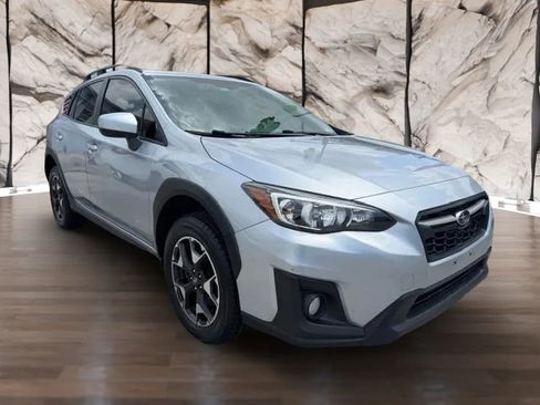 Used 2020 Subaru Crosstrek 2.0i Premium w/ Moonroof Package 2 AWD/4WD image 3