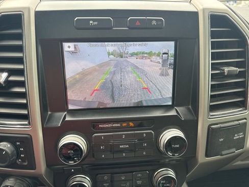 Used 2018 Ford F150 Lariat w/ Equipment Group 502A Luxury AWD/4WD image 24