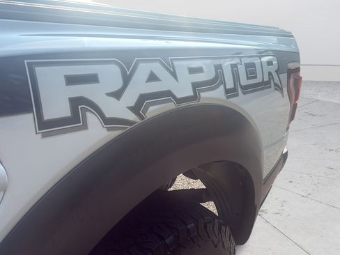 Used 2018 Ford F150 Raptor w/ Equipment Group 802A Luxury AWD/4WD image 23