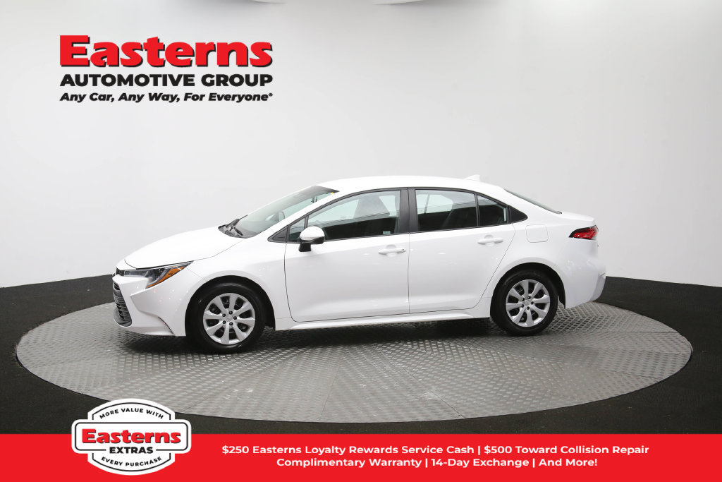 Used 2026 Toyota Corolla LE FWD image 57