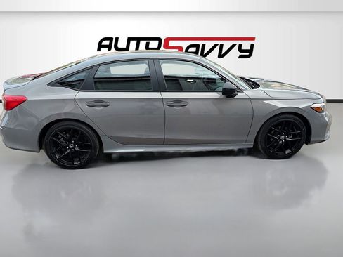 Used 2025 Honda Civic Sport image 8