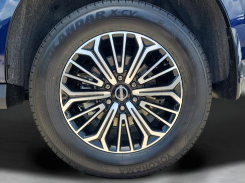 New 2025 Nissan Armada SL w/ Captain's Chari Seat Package image 6