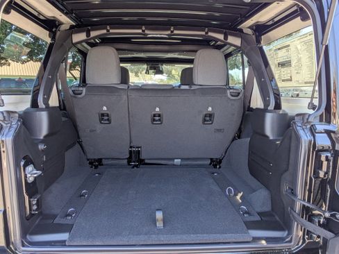 New 2026 Jeep Wrangler Unlimited Sport AWD/4WD image 14