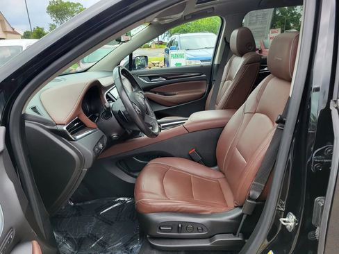 Used 2021 Buick Enclave Avenir w/ Avenir Technology Package image 2