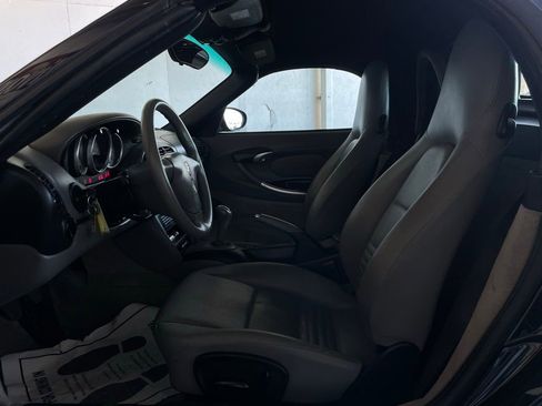 Used 2003 Porsche Boxster S image 9