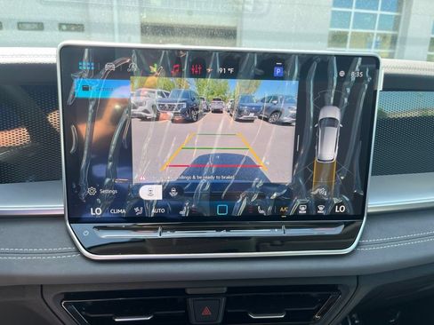 New 2026 Volkswagen Tiguan SE AWD/4WD image 23