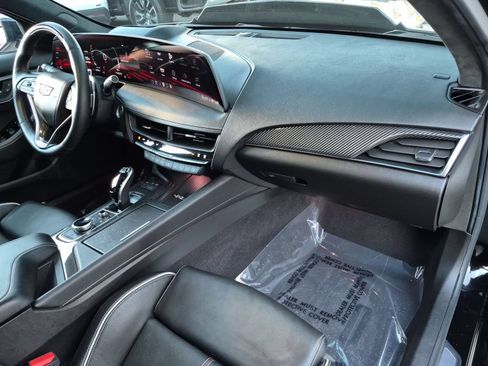 Used 2025 Cadillac CT5 V Blackwing w/ Super Cruise 1 Package RWD image 28