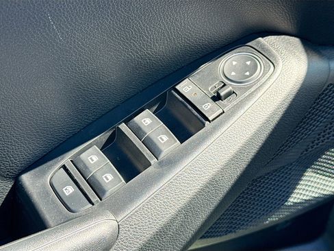 New 2026 Kia Seltos LX image 8