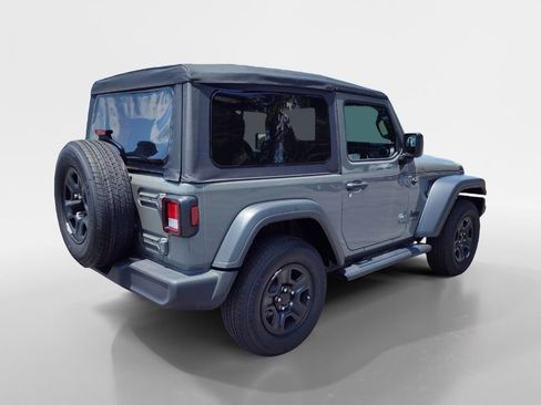 Used 2023 Jeep Wrangler Sport image 5