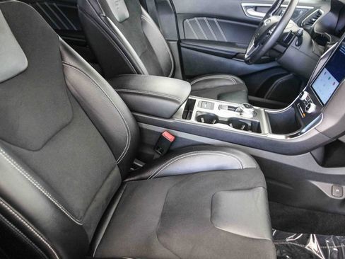 Used 2023 Ford Edge ST AWD/4WD image 17