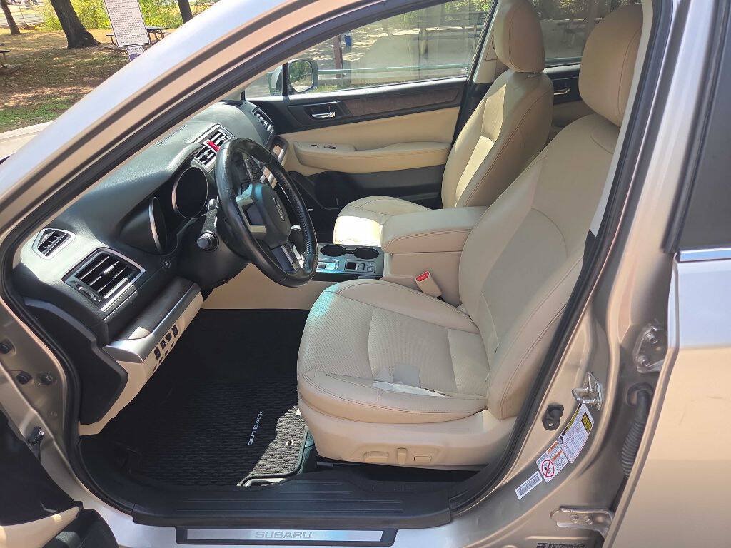 Used 2016 Subaru Outback 2.5i Limited AWD/4WD image 20
