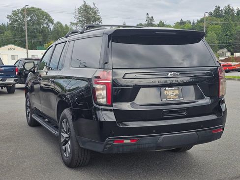Used 2023 Chevrolet Suburban Z71 AWD/4WD image 5