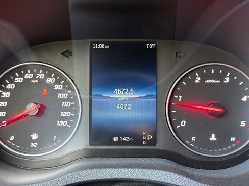 Used 2025 Mercedes-Benz Sprinter 2500 image 22