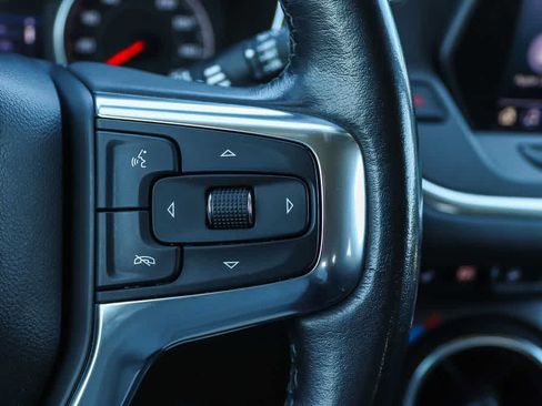 Used 2020 Chevrolet Blazer LT FWD image 23