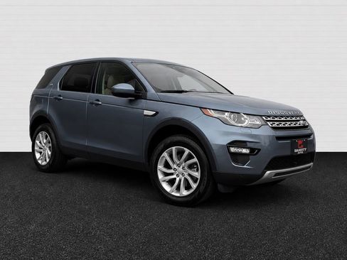 Used 2019 Land Rover Discovery Sport AWD/4WD image 3