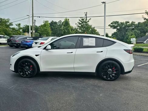 Used 2022 Tesla Model Y Performance AWD/4WD image 13