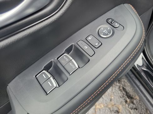 New 2027 Honda HR-V Sport image 9