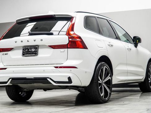 Used 2023 Volvo XC60 T8 Ultimate w/ Climate Package AWD/4WD image 13