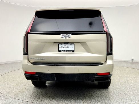 Used 2021 Cadillac Escalade Sport Platinum image 6