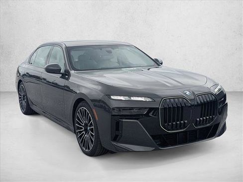 New 2026 BMW 760i xDrive w/ Executive Package AWD/4WD image 6