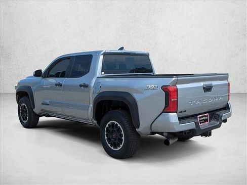Used 2024 Toyota Tacoma TRD Off-Road image 6