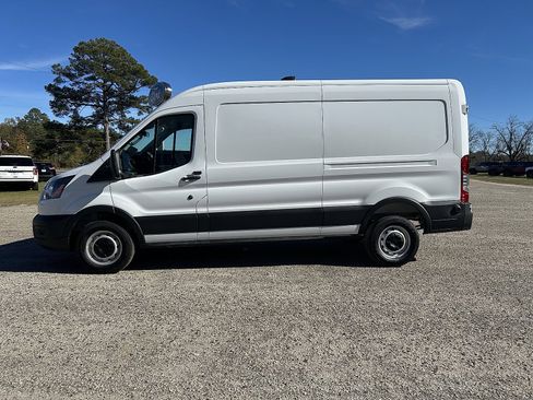 New 2026 Ford Transit 250 148 Medium Roof image 1