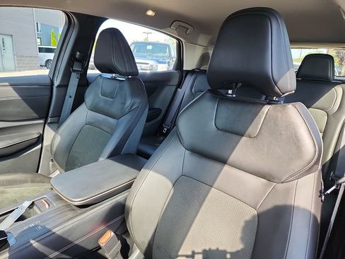Used 2024 Nissan Ariya AWD image 21