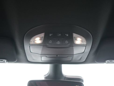 Used 2024 Chrysler Pacifica Touring-L w/ S Appearance Package FWD image 25