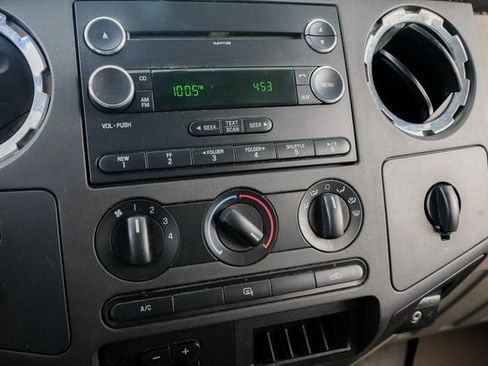 Used 2010 Ford F250 XLT image 45