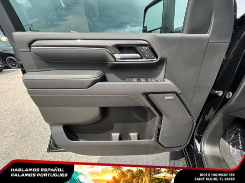New 2026 GMC Sierra 2500 AT4 w/ AT4 Premium Plus Package AWD/4WD image 23