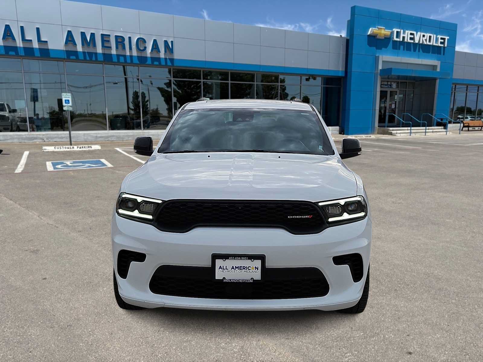 Used 2024 Dodge Durango GT RWD image 3