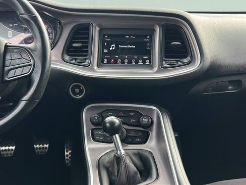 Used 2022 Dodge Challenger R/T w/ Blacktop Package RWD image 21