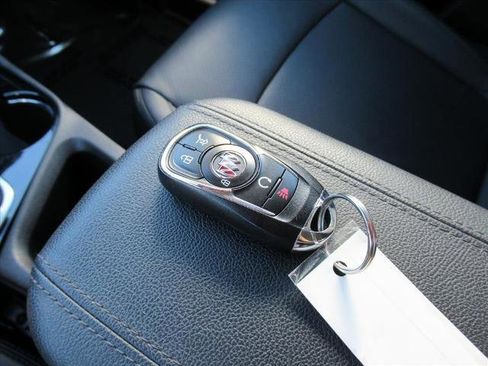 Used 2021 Buick Encore GX Select image 31