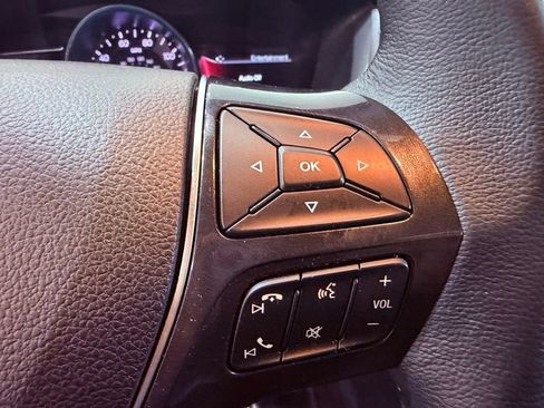 Used 2019 Ford Explorer Limited w/ Class III Trailer Tow Package FWD image 24
