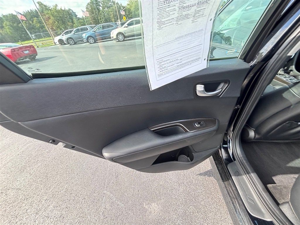 Used 2020 Kia Optima Premium FWD image 17