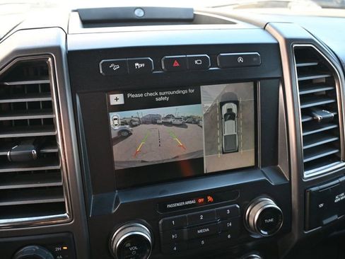 Used 2018 Ford F150 Raptor w/ Equipment Group 802A Luxury image 11