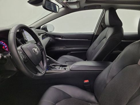 Used 2021 Toyota Camry XSE FWD image 17
