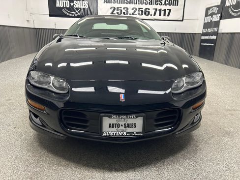 Used 2002 Chevrolet Camaro Z28 w/ Sport Appearance Pkg RWD image 2