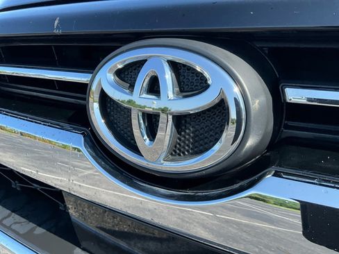 Used 2020 Toyota 4Runner Limited AWD/4WD image 16