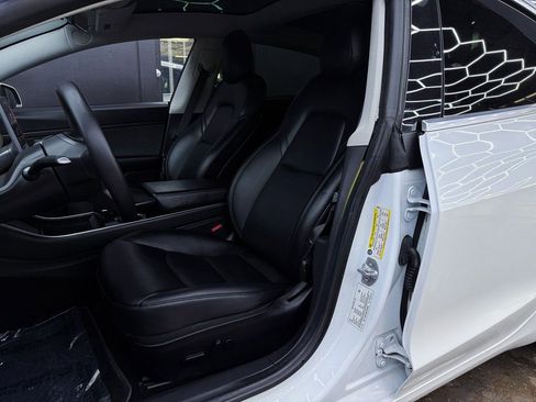 Used 2020 Tesla Model 3 Long Range image 16