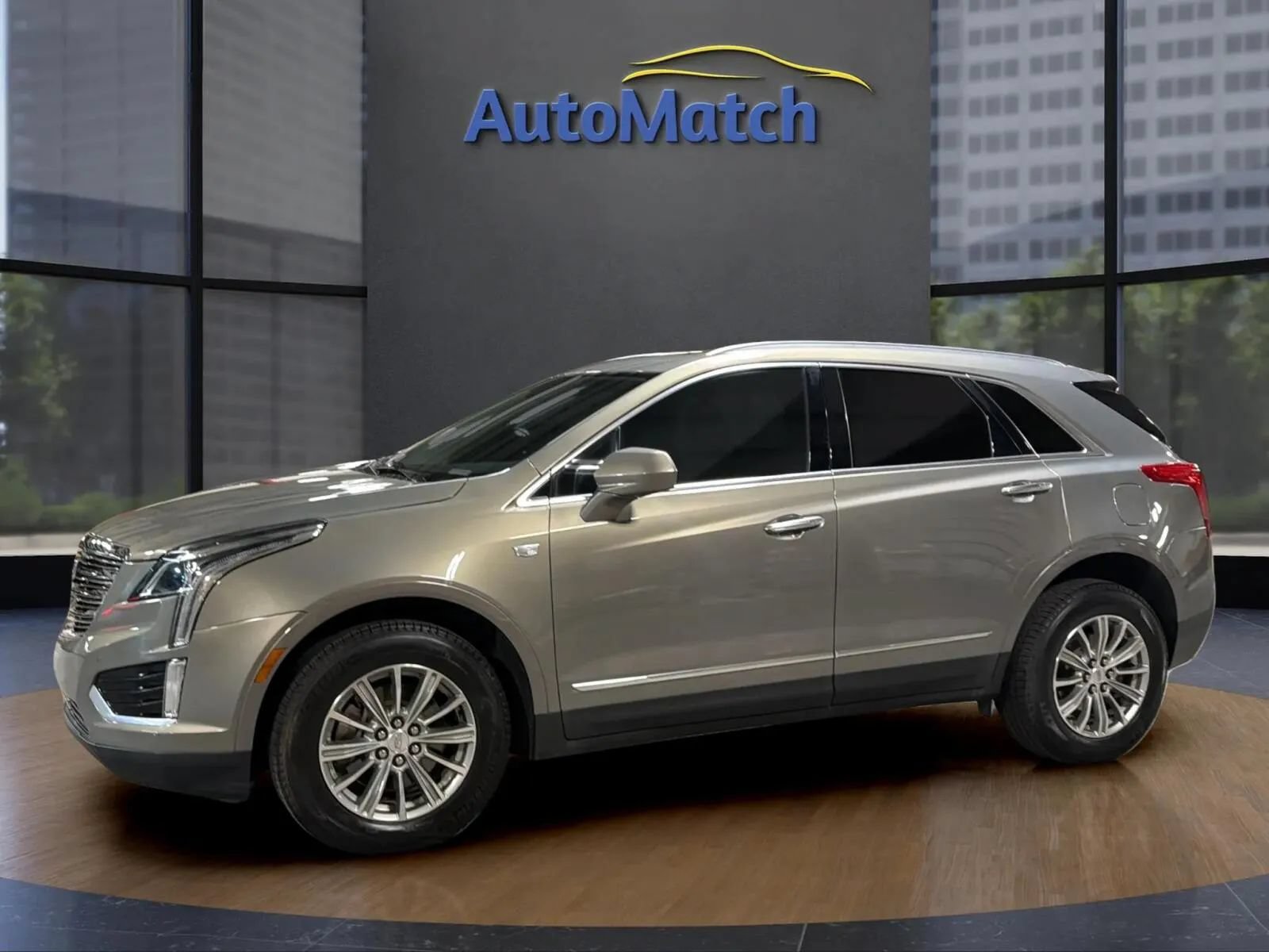 Used 2018 Cadillac XT5 Luxury FWD image 5