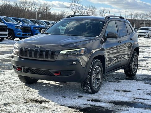 Used 2021 Jeep Cherokee Trailhawk w/ Trailer Tow Group image 7