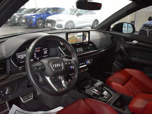 Used 2023 Audi SQ5 Premium Plus w/ Premium Plus Package AWD/4WD image 12