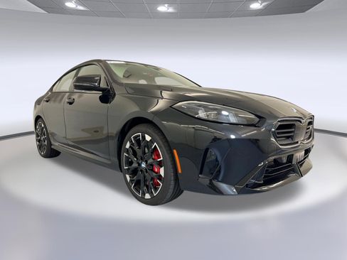Used 2026 BMW M235i xDrive w/ Technology Package AWD/4WD image 7