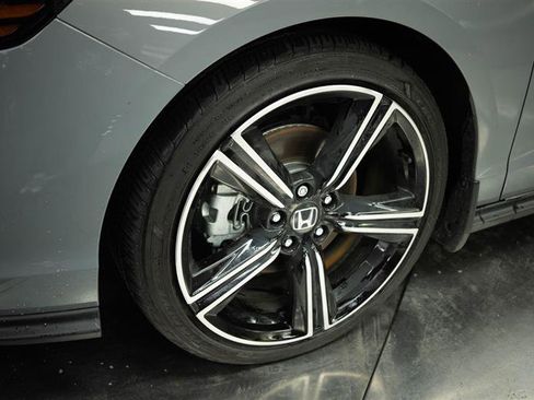 Used 2024 Honda Accord Sport image 4